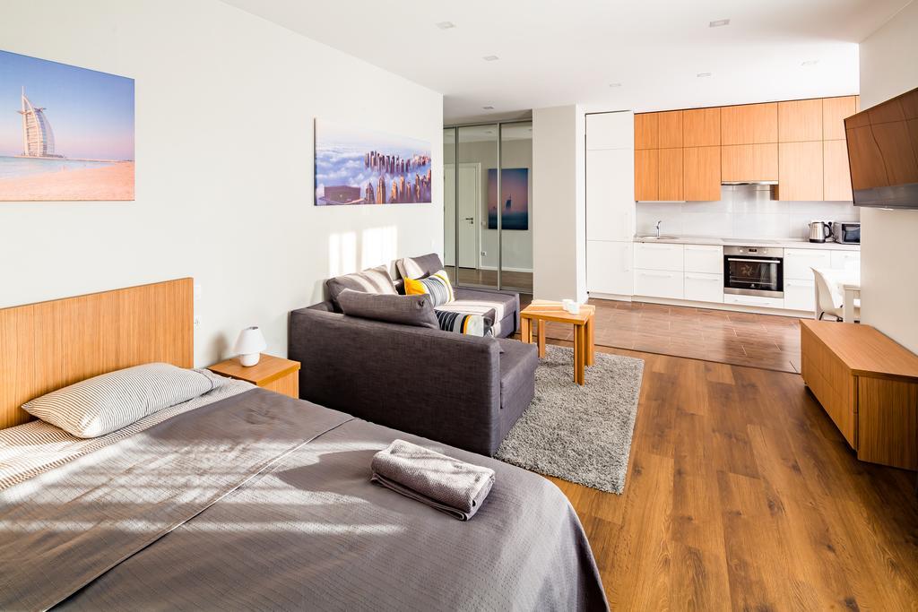 Apartments On The Square Of Prince Svyatoslav إلفيف المظهر الخارجي الصورة