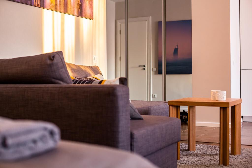 Apartments On The Square Of Prince Svyatoslav إلفيف المظهر الخارجي الصورة