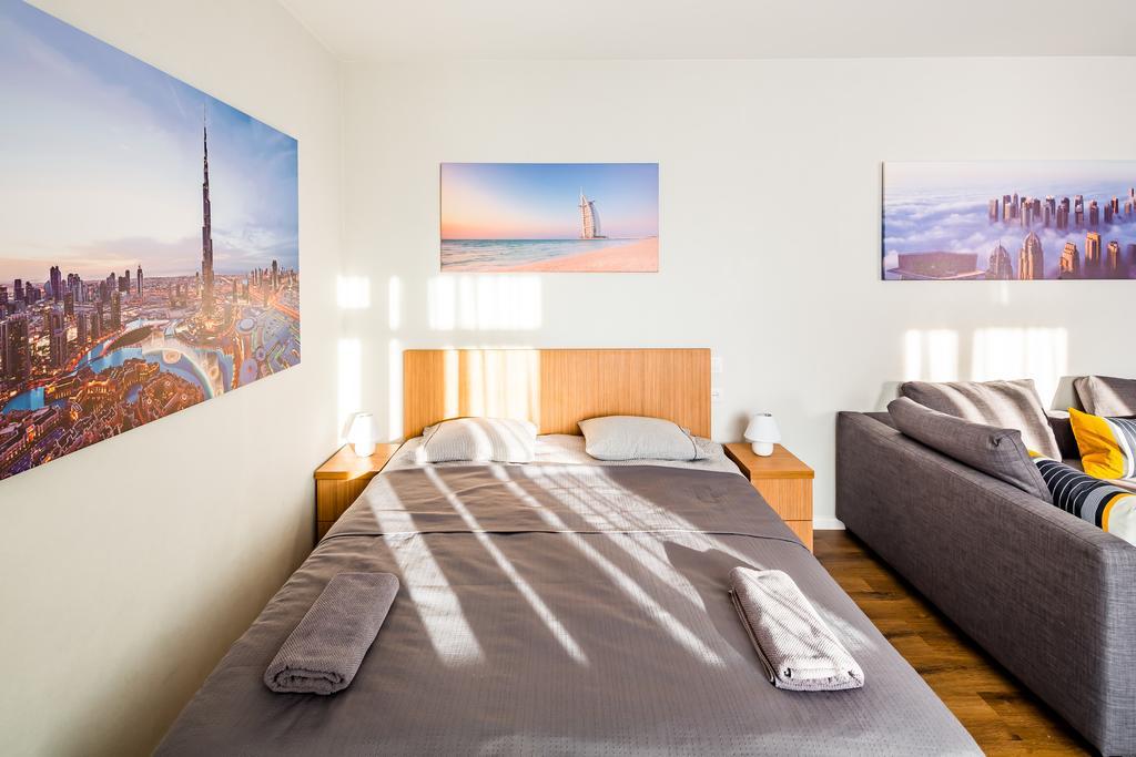 Apartments On The Square Of Prince Svyatoslav إلفيف المظهر الخارجي الصورة