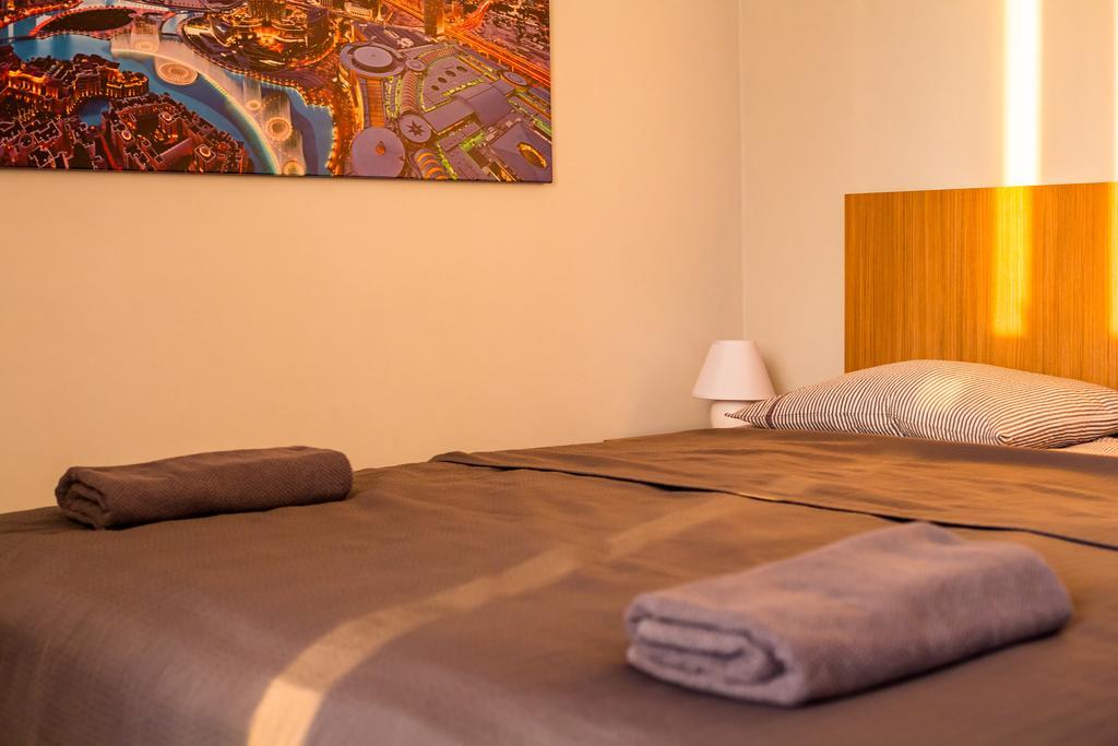 Apartments On The Square Of Prince Svyatoslav إلفيف المظهر الخارجي الصورة